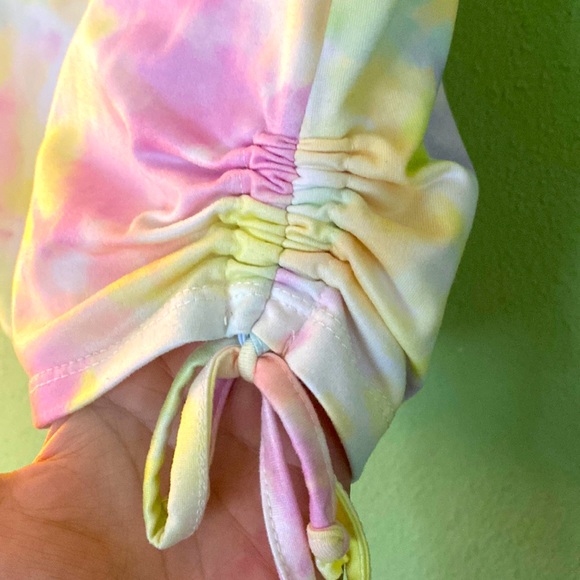 42 💜Girls size 10/12 tie dye pastel shirt with flip sequin heart - Picture 5 of 5